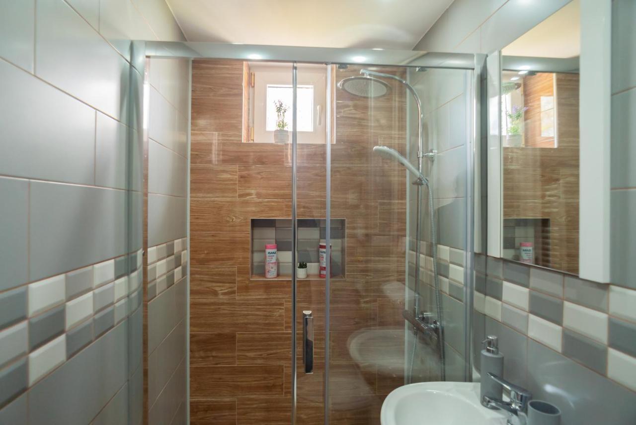 Appartement Popasul Dacului Calator à Hunedoara Extérieur photo